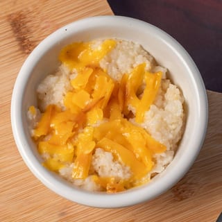 Creamy Cheddar Grits